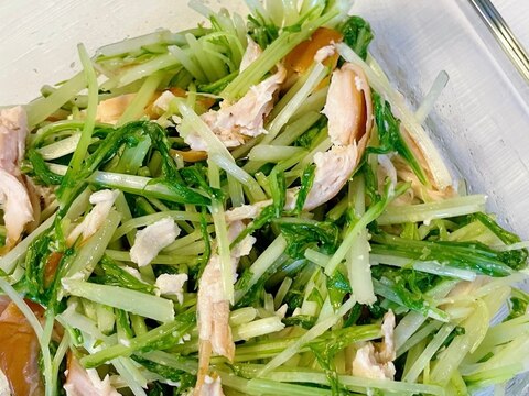 作り置き♩水菜とスモークチキンのサラダ